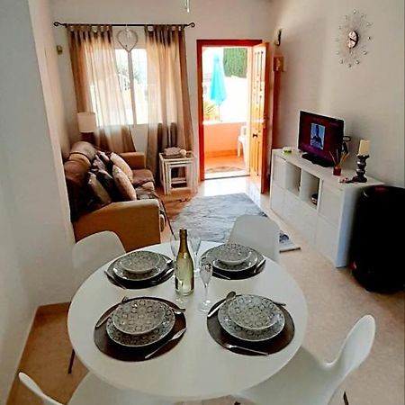 Cozy & Bright Apartment, Villamartin, Orihuela Costa エクステリア 写真