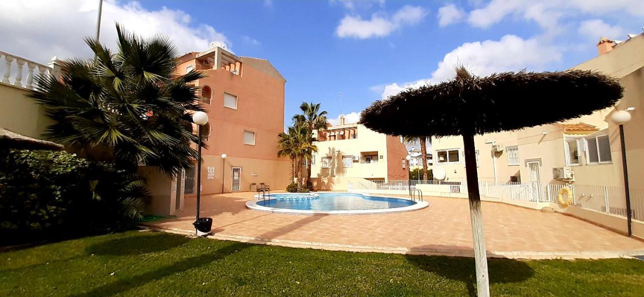 Cozy & Bright Apartment, Villamartin, Orihuela Costa エクステリア 写真