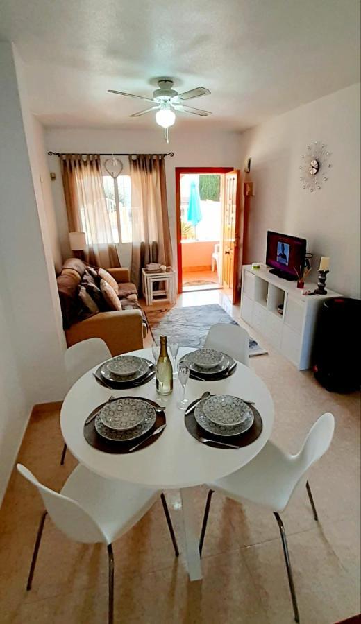Cozy & Bright Apartment, Villamartin, Orihuela Costa エクステリア 写真