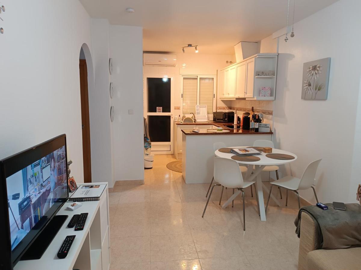 Cozy & Bright Apartment, Villamartin, Orihuela Costa エクステリア 写真